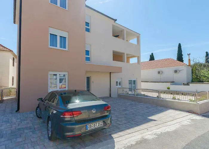 Apartments Luxury And Sea View