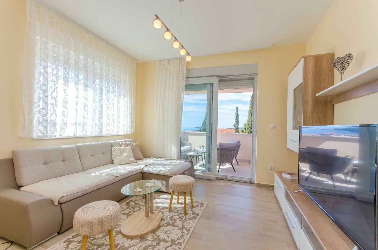 Apartment Luxury And Sea View *